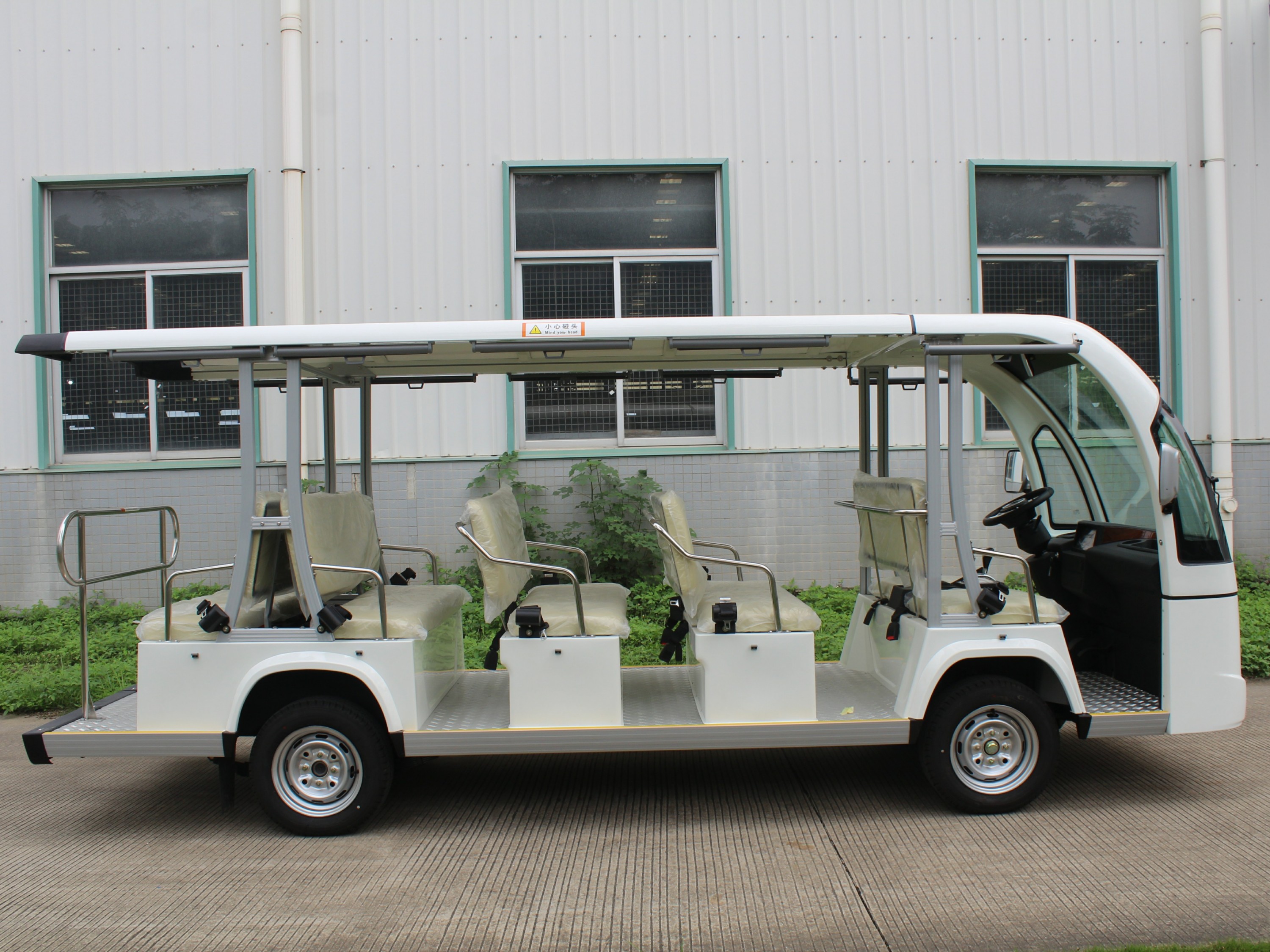 十四座電動(dòng)觀光車DN-14M-2